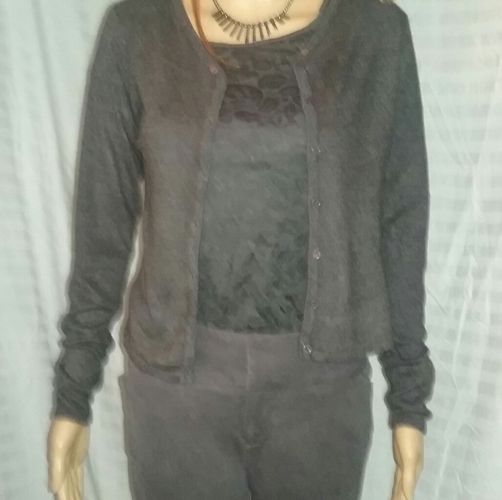 Pants/MB design w29 insteam 27 sweater  sh 13 1/2